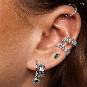 Boucles d'oreilles manchette à clous en cristal pour femme, style cartilage, accessoires minimalistes pour usage quotidien - Product Image 4