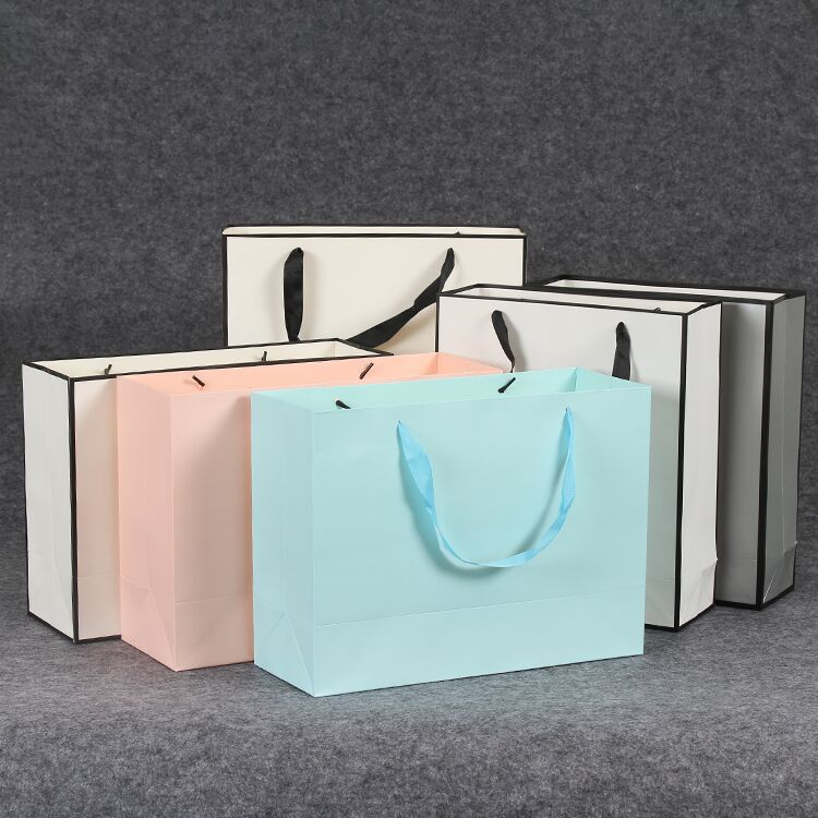 Customizable Luxury Kraft Paper Shopping Bags with Ribbon Disposable and Logo Printed for Clothing or Supermarket Use