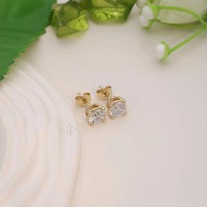 Boucles d'oreilles clous en diamant rond de laboratoire 2 carats_ Or jaune 14 carats - Product Image 6