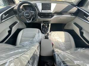 Bajo kilometraje de lujo usado <span class=keywords><strong>KIA</strong></span> <span class=keywords><strong>CARENS</strong></span> 1.5L SUV AUTOMÁTICO 2023 - Product Image 2