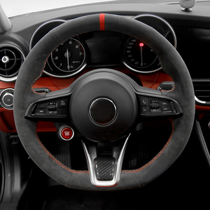 Housse de volant en Alcantara pour <span class=keywords><strong>Alfa</strong></span> <span class=keywords><strong>Romeo</strong></span> Giulia 2020 2021-<span class=keywords><strong>2022</strong></span> Stelvio <span class=keywords><strong>Tonale</strong></span> <span class=keywords><strong>2022</strong></span> Accessoires de voiture - Product Image 3