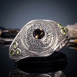 Adorable 925 Solid Sterling Silver Handmade Adjustable Cuff Bracelet with Smokey & Peridot Gemstones Certified Fashion Jewelry - Product Image 2