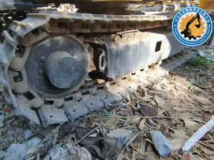รถขุดขนาดเล็กมือสอง Komatsu PC20 ราคาคุ้มค่า น้ำหนักใช้งาน 2 ตัน ความจุบุ้งกี๋ 0.1 ลูกบาศก์เมตร เครื่องยนต์ ปั๊มไฮดรอลิก - Product Image 2