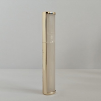 Tubes de baume à lèvres en or personnalisés, tubes de rouge à lèvres en plastique, contenants et emballages de gloss à lèvres en forme de triangle