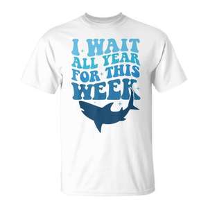 Camiseta Shark Lover Ocean Wildlife: Espero todo el año por este diseño de la semana. - Product Image 1