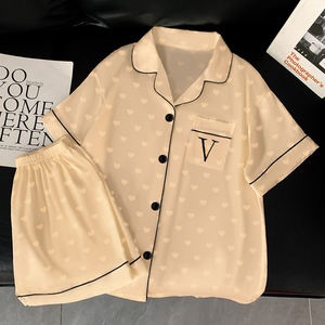 <span class=keywords><strong>Pigiama</strong></span> da donna primavera ed estate con stampa d'amore e simulazione di seta nuova <span class=keywords><strong>tuta</strong></span> da uomo a maniche corte Senior Sense of Homewear - Product Image 2