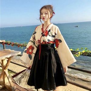 Kimono Estilo Japonés para Mujer con Estampado Floral de Sakura y Camelia, Vestido <span class=keywords><strong>Vintage</strong></span> Oriental, Traje de Amor, <span class=keywords><strong>Haori</strong></span> Yukata, Ropa Asiática - Product Image 3