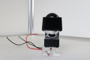 Proyector Bi LED E18 de 1,5 pulgadas de buena calidad, luces LED de matriz de haz Alto y Bajo, Mini lentes cuadradas Devil Eyes para retroadaptación de faros - Product Image 2
