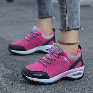 <span class=keywords><strong>Zapatos</strong></span> <span class=keywords><strong>de</strong></span> Senderismo para <span class=keywords><strong>Mujer</strong></span> Otoño Invierno para Exteriores Suela Antideslizante Blanda y Gruesa con Aumento <span class=keywords><strong>Zapatos</strong></span> Balancín Casuales para Viaje - Product Image 2