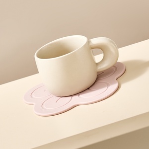 Alfombrilla Aislante de Calor Antideslizante para Ollas y Tazas, Mantel Individual para Mesa de Cocina, Juego de Alfombrillas con Forma de Flor para Decoración del Hogar - Product Image 5