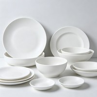 Assiettes en céramique réutilisables portables en gros d'usine, grand ensemble de vaisselle en grès pour la maison et la cuisine, compatible micro-ondes