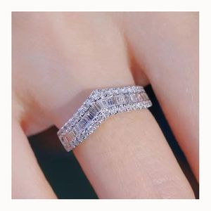 Anillo Xinfly de Oro Blanco Real de 18K con Diamante de Corte Princesa de 0.65 Quilates, Diseño de Espiga en Forma de V, Estilo Clásico para Bodas y Fiestas - Product Image 1