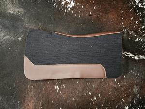 Hot Selling Customized Western Saddle <b>Pad</b> Cotton Outershell with Fleece Lining Woolen Leather Shell <b>Felt</b> Filling at Best Price - Product Image 3