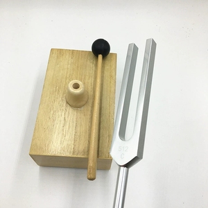Ensemble de diapasons de résonance 512C en gros avec boîte de résonance en bois à amplification sonore pour l'enseignement - Product Image 3