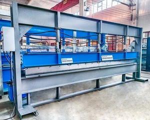 Cintreuse hydraulique CNC abordable 4000mm 6000mm pour le pliage de tôles d'acier – Presse haute vitesse - Product Image 2