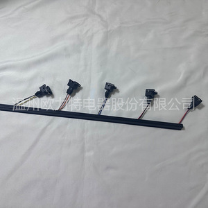 Faisceau de câblage d'injecteur de carburant AMR6103 12V IP65 Matériel plastique isolant en PVC - Product Image 3