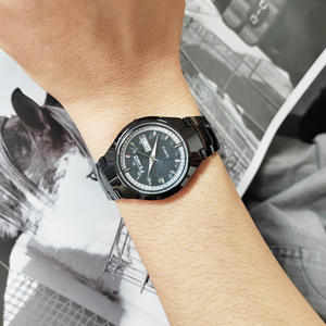 Reloj de Cuarzo Ultrafino, Simple y Elegante, Resistente al Agua - Product Image 4