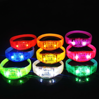 Bracelet LED d'Halloween activé par le son, lumineux et clignotant, avec logo personnalisé, accessoire pour fêtes, concerts et événements