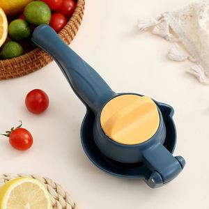 Manual Metal Fruit Juicer Citrus Lemon Squeezer Customized Portable Lemon Squeezer Hand Press Manual Juicer - Product Image 5