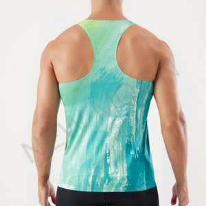 Gilet de sport personnalisé pour homme, respirant, 100 % polyester, imprimé par sublimation, pour marathon, course à pied et exercice - Product Image 5