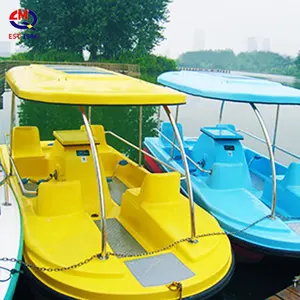 Forme personnalisée Funny Water Fiberglass Boat Amusement Park Water Lake Bateau électrique pour enfants et adultes