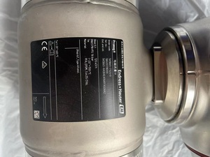 เครื่องวัดอัตราการไหล Endress Hauser Proline Promag H 300 รุ่น 5H3B OEM สำหรับอุตสาหกรรมอาหารและเครื่องดื่ม ความแม่นยำสูง 0.5% มาตรฐานสุขอนามัย - Product Image 3