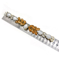 Bijoux fantaisie en métal en forme de V, accessoires de décoration pour chaussures pour femmes avec chaînes et boucle en strass pour sandales et tongs