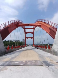Быстрое строительство стального арочного моста для пешеходного перехода из тяжелых стальных конструкций - Product Image 1
