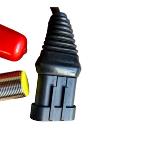 Interrupteur de feu stop Sinotruk W25503-0001 pour systèmes d'éclairage de camions T7H T5G, pièce de rechange - Product Image 1
