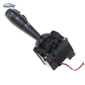 Commutateur de colonne de direction 8201167977 82011-67977 pour Dacia Renault Duster Box <span class=keywords><strong>Logan</strong></span> II <span class=keywords><strong>Mcv</strong></span> 90 - Product Image 1