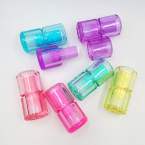 Envase de Bálsamo Labial en Forma de Cápsula de Color Personalizado, Tubo Transparente de Plástico Vacío para Bálsamo Labial, Envase de Lápiz Labial de Marca Privada - Product Image 1