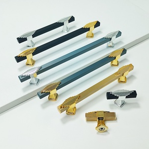 ドアノブキッチンドレッサー引き出しキャビネット用モダンシンプルスタイルブラックプラスチック引きハンドルストライプ - Product Image 4