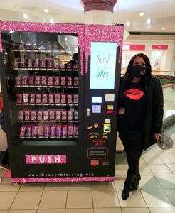 JW tùy chỉnh sân bay kiosk lợi ích mỹ phẩm Máy bán hàng tự động khái niệm vẻ đẹp chăm sóc da bán hàng tự động kinh doanh vendo máy - Product Image 6