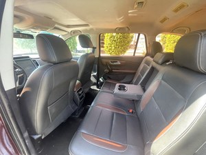 Voitures d'occasion chinoises directement : SWM X7 1.5T automatique 2017, <span class=keywords><strong>SUV</strong></span> 7 places pour grande famille ou entreprise, prêt à l'exportation - Product Image 5