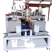 Machine de soufflage par extrusion pour la fabrication de réservoirs d'eau, machine de fabrication de bouteilles pour barils en plastique, station simple ou double