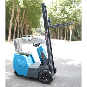 Montacargas de Tres Ruedas con Certificación CE, Capacidad de 0.5 a 1 Tonelada, Diseño de Contrapeso Tipo Carro con Altura de Elevación Ajustable para Pasillos Estrechos - Product Image 6