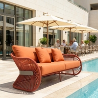 Ensemble de salon de jardin en aluminium résistant aux intempéries avec cadre en aluminium et cordage tressé, canapé orange pour extérieur avec table basse