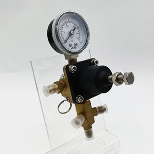 Régulateur de pression en laiton KLF03-02, 50 PSI, monophasé, pour utilisation avec du dioxyde de carbone - Product Image 2