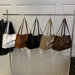 Nova Bolsa Tote de Couro PU de Grande Capacidade, Cor Sólida, Bolsas Casuais de Ombro, Estilo Vintage, Bolsa de Mão para Uso Feminino - Product Image 4