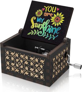 Venta al por mayor barato antiguo tallado Mini 18 nota personalizado Tune Eres mi sol manivela caja <span class=keywords><strong>de</strong></span> <span class=keywords><strong>música</strong></span> para regalos - Product Image 3