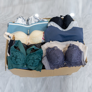 Ropa Mujer Ropa de segunda mano Blusa de segunda mano Pacas Ropa usada - Product Image 4