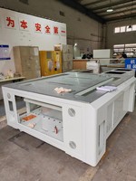 Fabrication sur mesure de pièces en tôle d'acier au carbone, découpe, pliage, soudage, peinture, supports industriels, cadres, boîtiers, service
