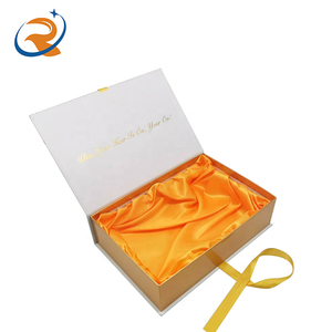 โลโก้ที่กำ<span class=keywords><strong>ห</strong></span><span class=keywords><strong>น</strong></span>ดเองหรู<span class=keywords><strong>ห</strong></span>ราเสื้อผ้าชุดว่ายน้ำชุดกางเกงวิก<span class=keywords><strong>ผม</strong></span>บรรจุภัณฑ์กล่องของขวัญ<span class=keywords><strong>ที</strong></span>่มีริบบิ้นและผ้าซาติ<span class=keywords><strong>น</strong></span>สำห<span class=keywords><strong>รับ</strong></span>ส่วนขยายของผมผลิตภัณฑ์ - Product Image 3