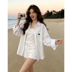 เสื้อผู้หญิงหลากสี ผ้าฝ้าย 100% คุณภาพสูง ราคาถูก เหมาะสำหรับฤดูใบไม้ผลิและฤดูใบไม้ร่วง แฟชั่นเสื้อทรงหลวม - Product Image 3