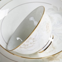 Lot de 60 assiettes et bols en porcelaine fine à motif floral – Vaisselle de table en porcelaine fine