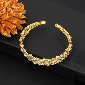 JXX Nuevo Diseño, Brazaletes Abiertos Huecos Chapados en Oro de 24K, Joyería de Moda Árabe al por Mayor para Mujer - Product Image 3