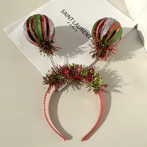 Elástico de cabelo fofo de Natal para festas e festas, acessório de cabelo com bolas de metal brilhantes e folhas de ouropel, acessório para crianças