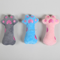 OEM ODM Nouveaux modèles personnalisés Jouet pour chat en peluche Patte de chat remplie de papier sonnant à la menthe Jouet en peluche bon marché pour chat