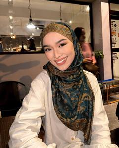 Islamic Head Scarf In Women's Scarves & Shawls For Sale | UK - Foto 11