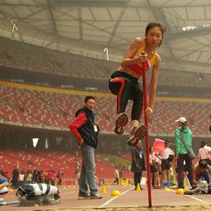 Équipement d'athlétisme pour l'obstacle de saut en hauteur pour lycéens de 12 à 15 ans, avec perche en fibre de carbone, longueur 2 m, diamètre 25 mm, poids 2 kg, souple - Product Image 3